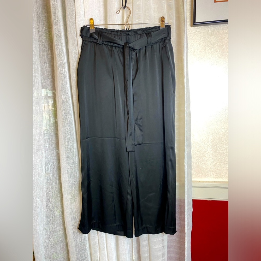 Joie Black Satin Tie-Waist Paperbag Waist Cropped Side Slit Wide Leg Size Small